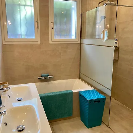 Clair Matin - - Sea View - Pool - Sauna - فيلة أنتيب