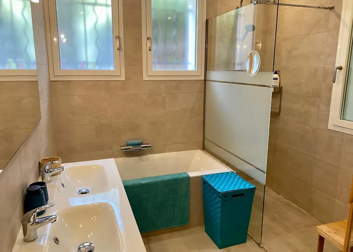 Clair Matin - - Sea View - Pool - Sauna - Villa Antibes