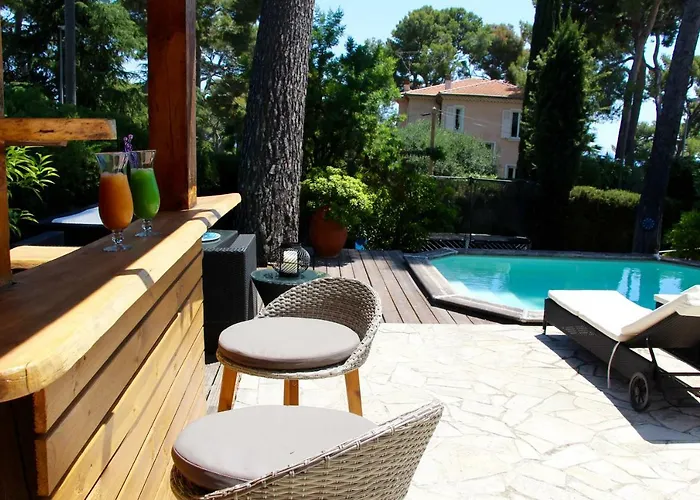 Вилла Clair Matin - - Sea View - Pool - Sauna - *